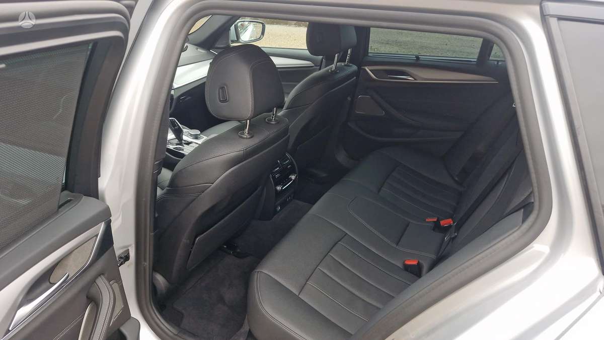BMW 520, wagon