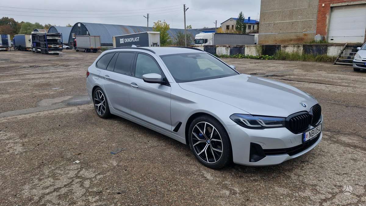 BMW 520, Универсал