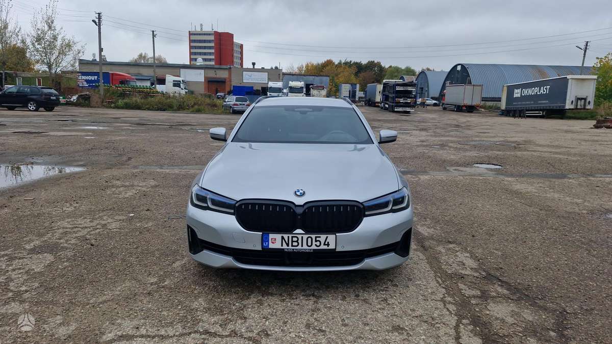 BMW 520, Универсал