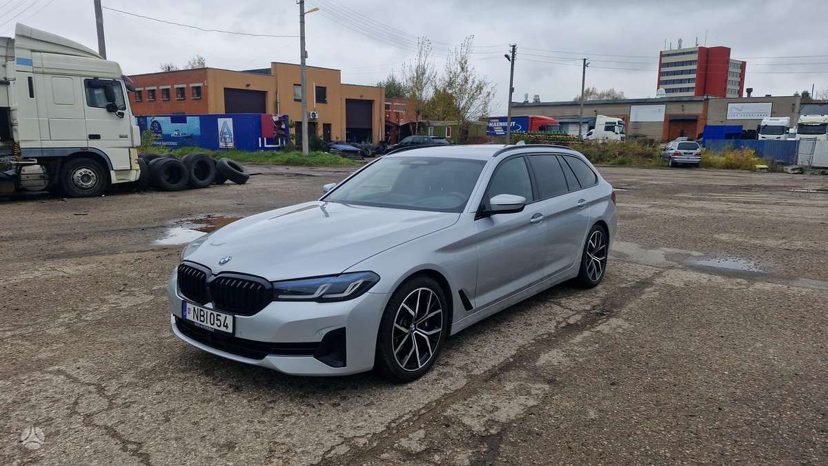 BMW 520, Универсал
