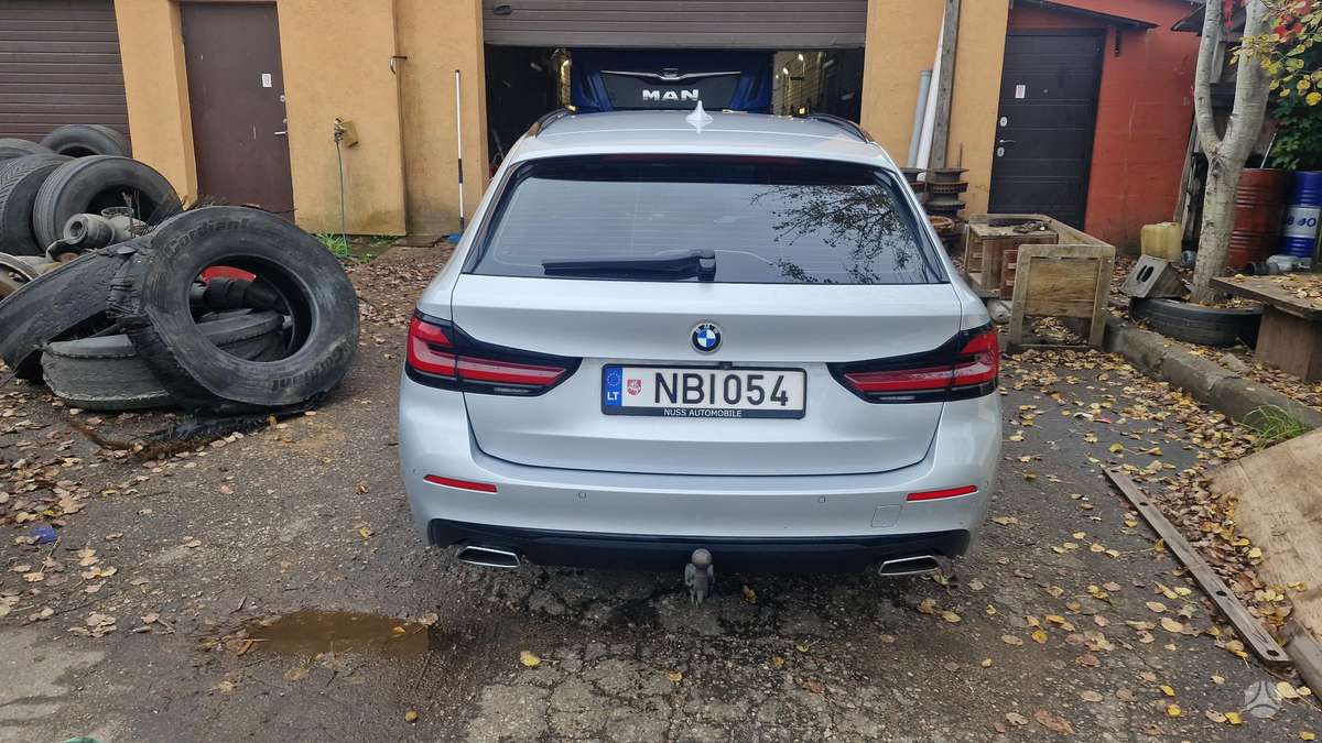BMW 520, Универсал