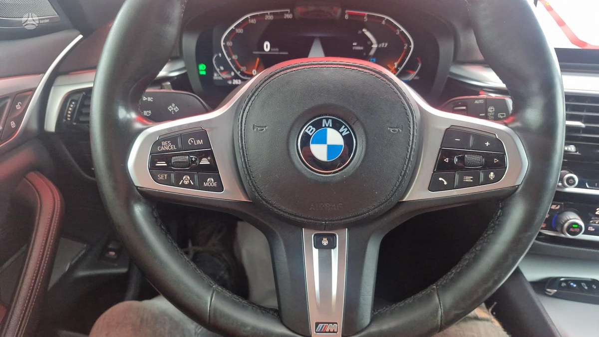 BMW 520, Универсал