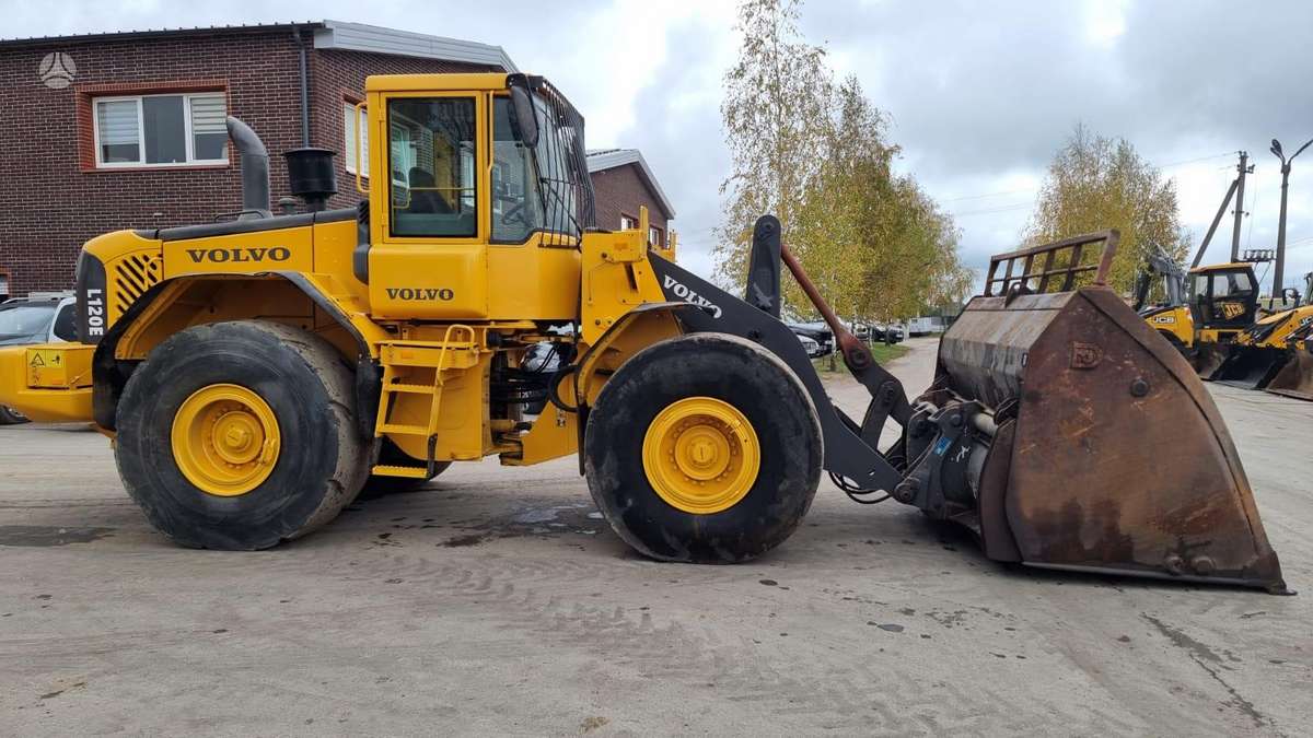 Volvo L 120E, frontal loader