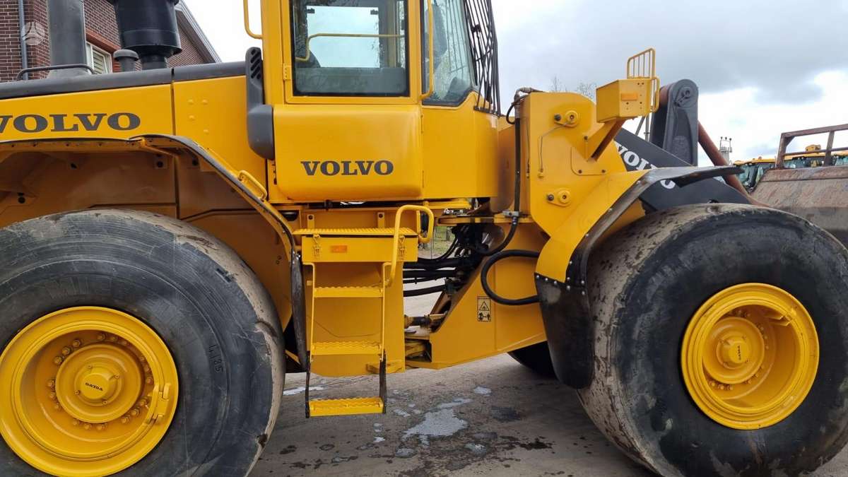 Volvo L 120E, frontal loader