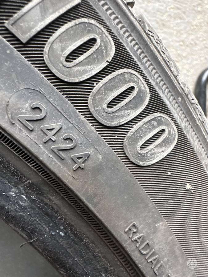 Zeetex, winter 225/45 R18