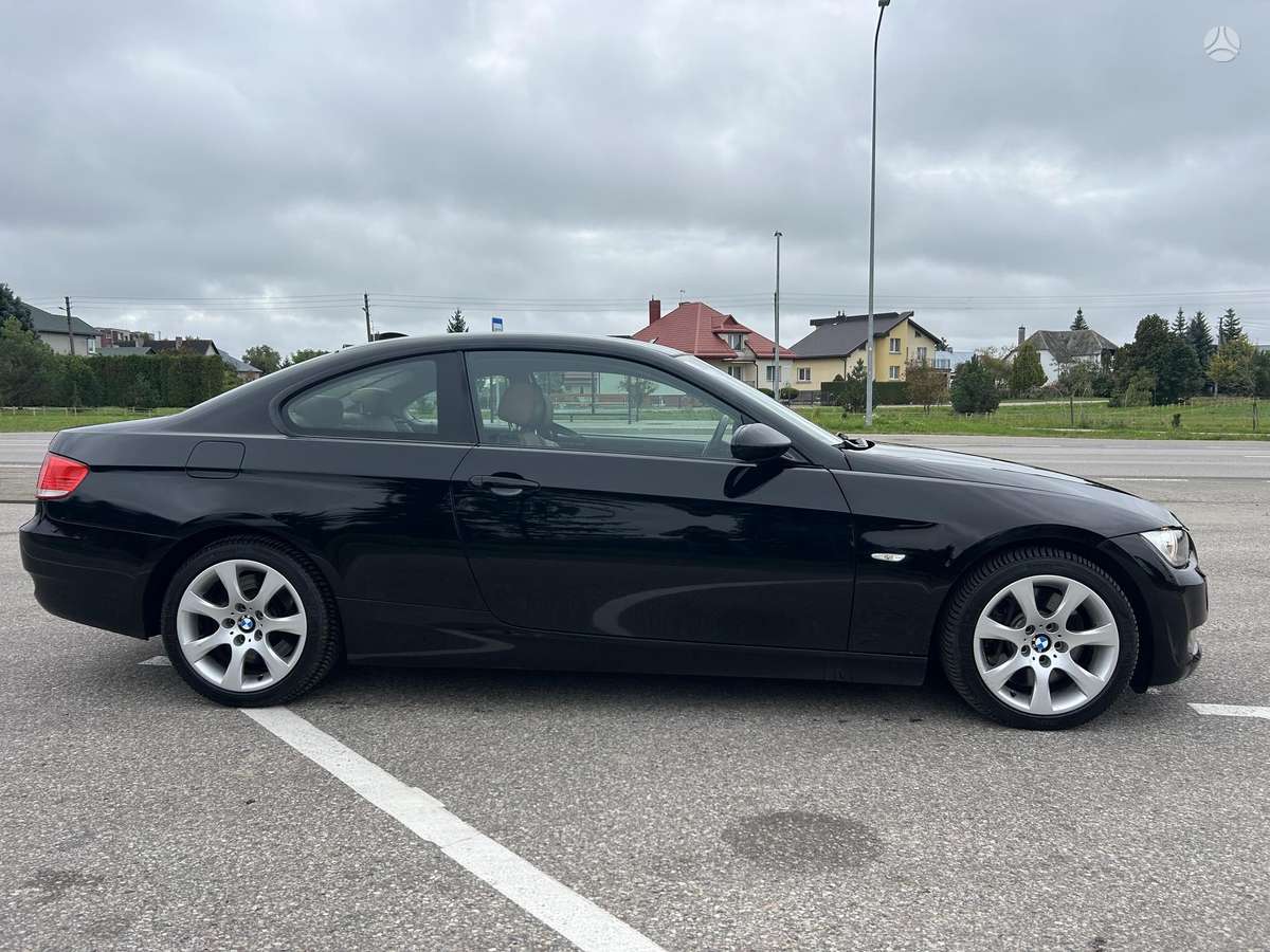 BMW 330, 3.0 l., Купе (coupe)