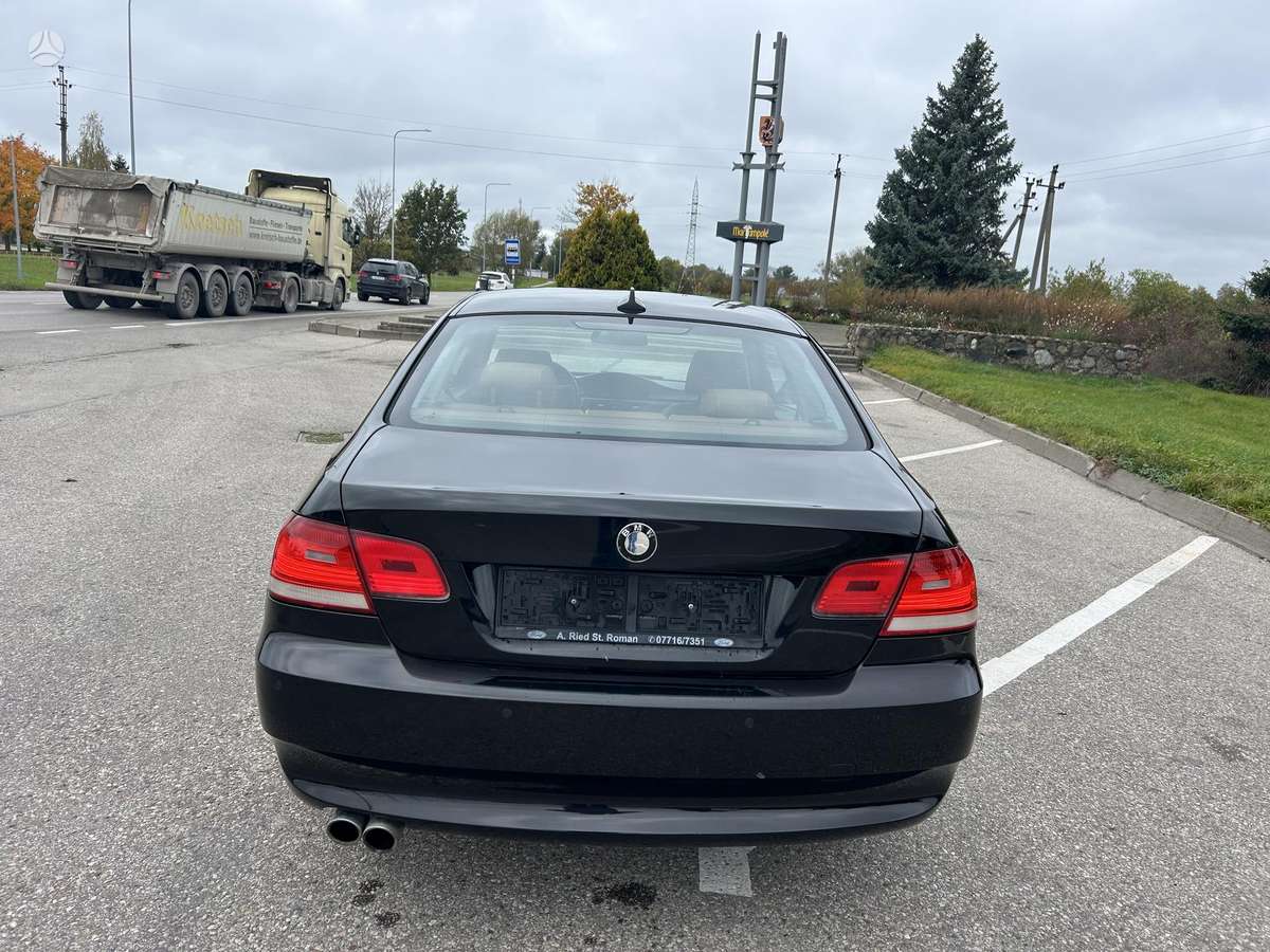 BMW 330, 3.0 l., Купе (coupe)