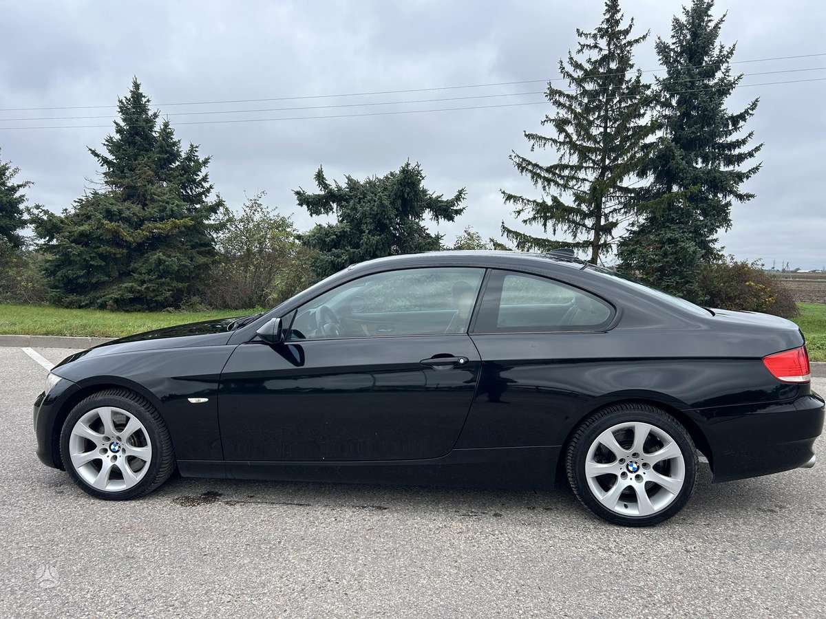 BMW 330, 3.0 l., Купе (coupe)