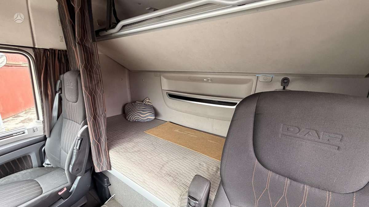 DAF XF480, 2 спальных места
