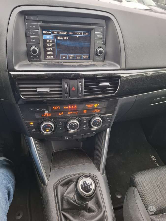 Mazda CX-5, 2.2 l., off-road / crossover