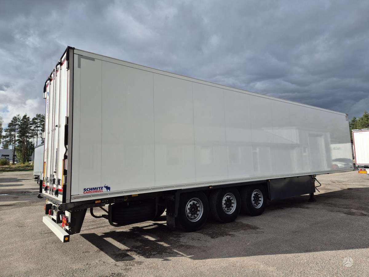 Schmitz SCB*S3B, refrigerated