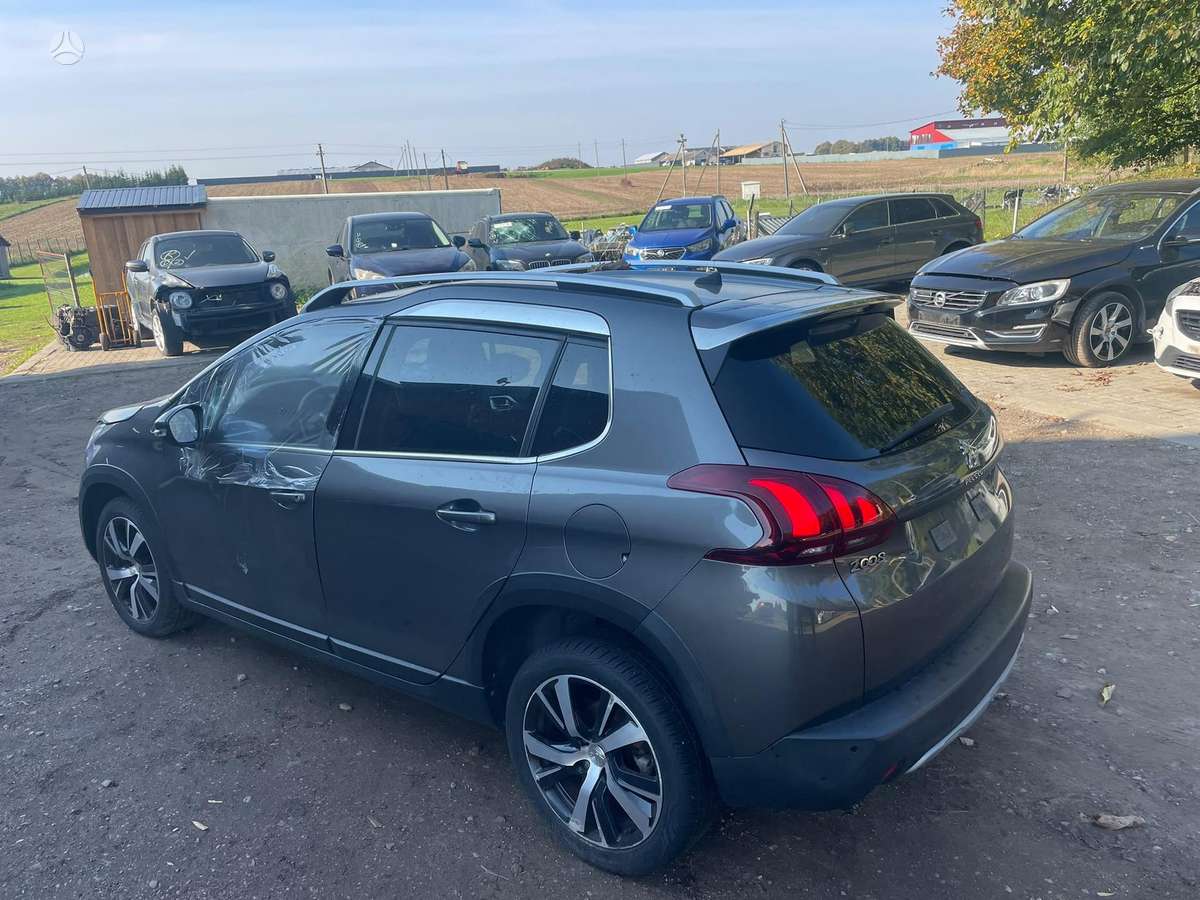 Peugeot 2008 по частям