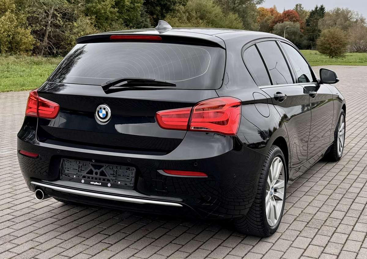 BMW 118, 2.0 l., hatchback