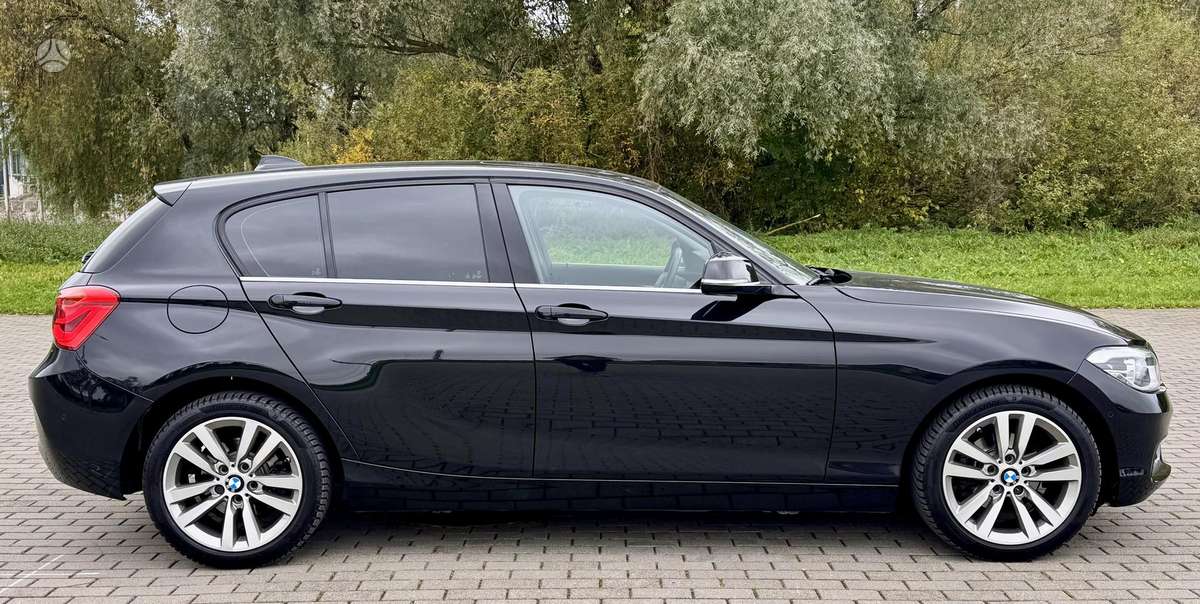 BMW 118, 2.0 l., hatchback
