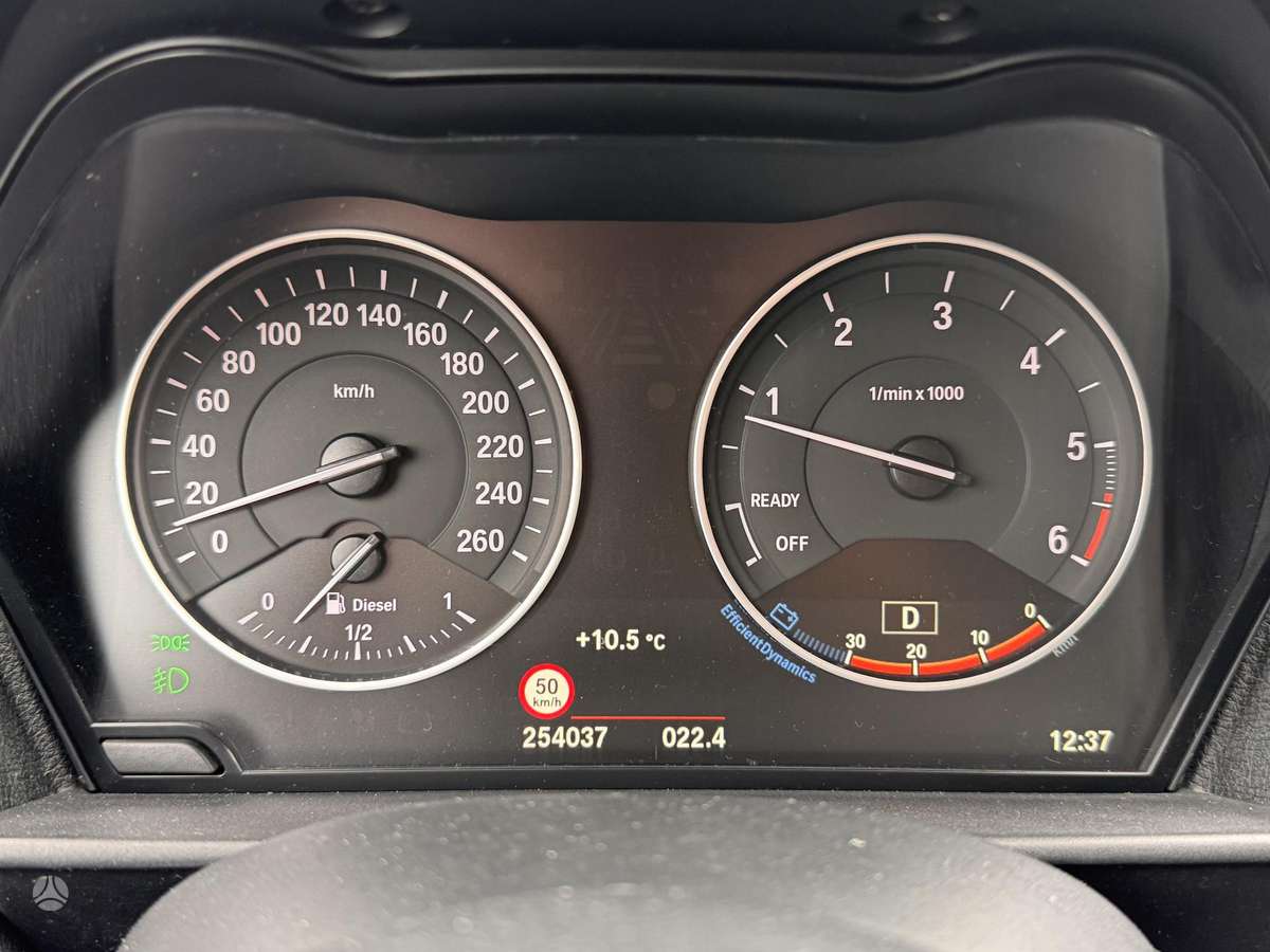 BMW 118, 2.0 l., hatchback