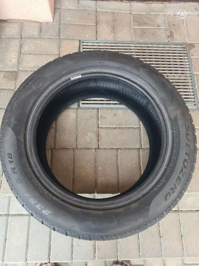 Pirelli, зимние 235/55 R18