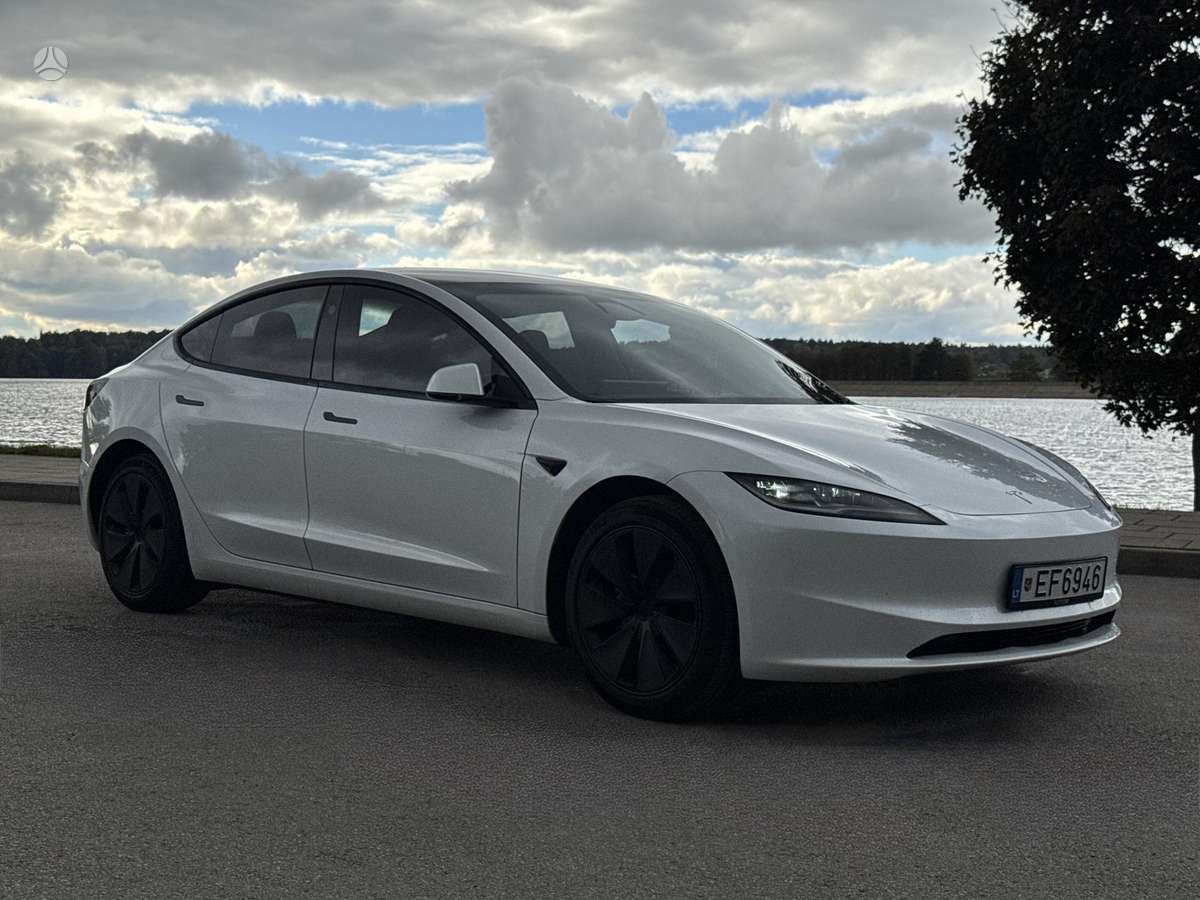 Tesla Model 3, 60 кВт·ч, Седан
