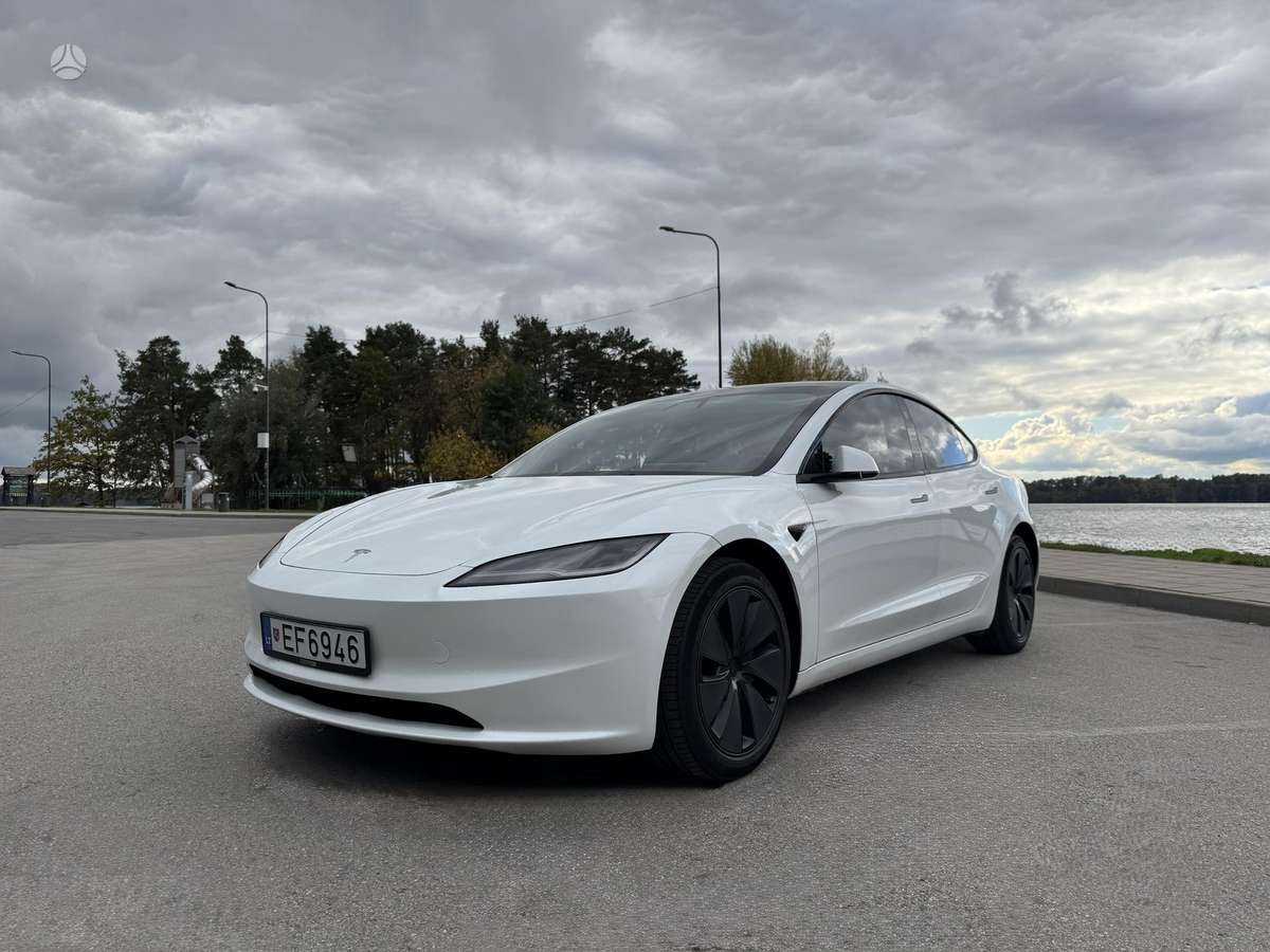 Tesla Model 3, 60 кВт·ч, Седан