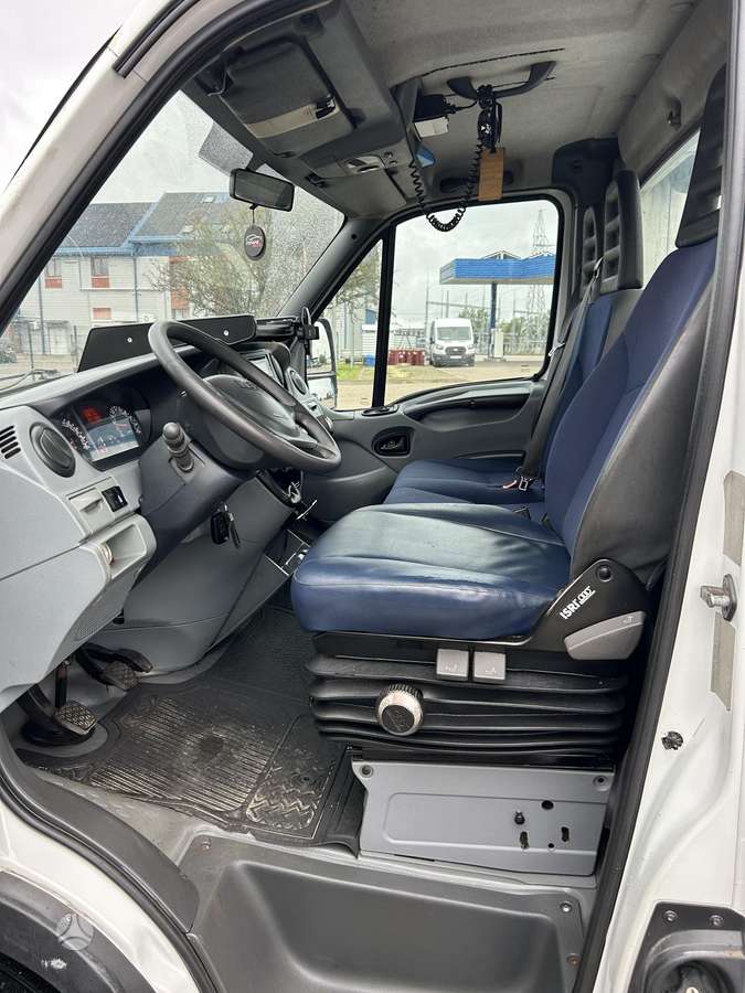 Iveco Daily35s14, auto vedēji