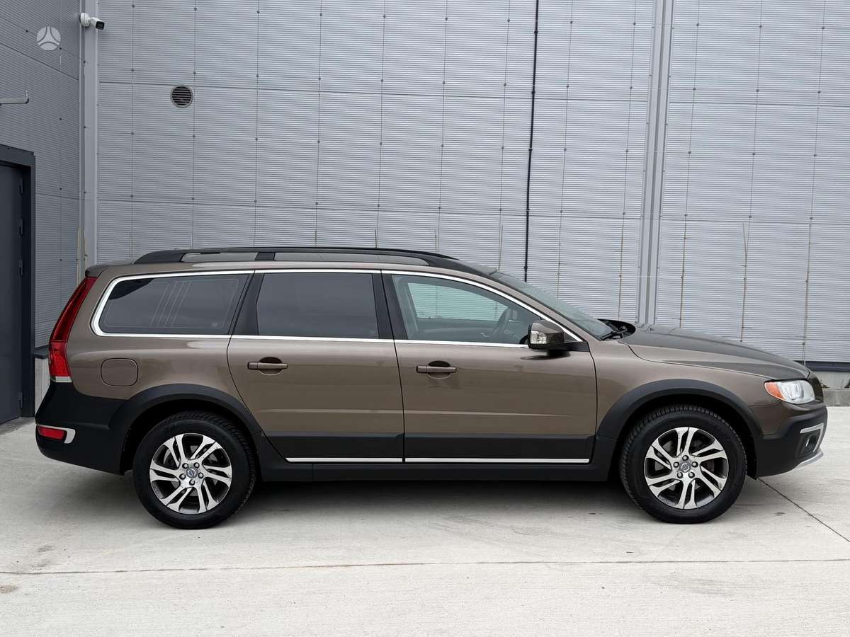 Volvo XC70, 2.0 l., Универсал