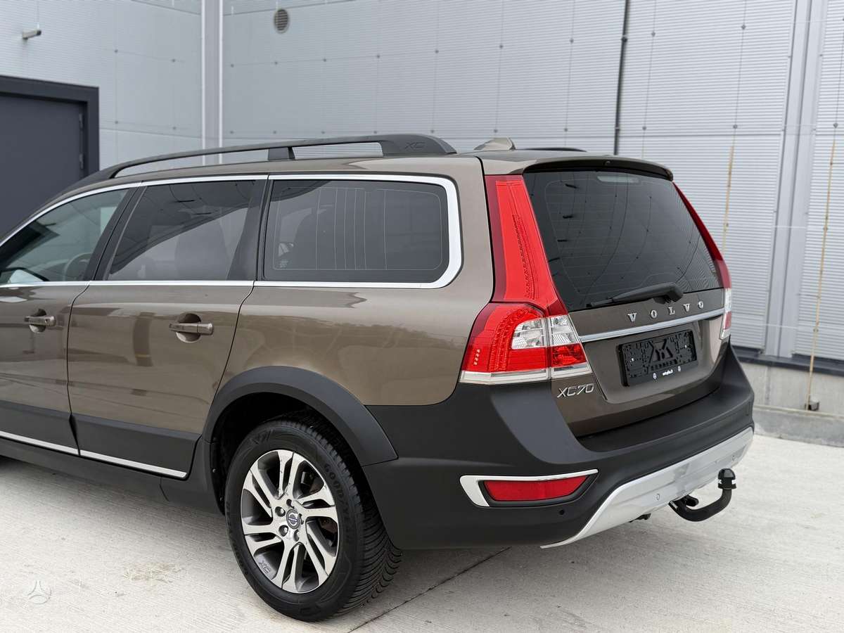 Volvo XC70, 2.0 l., Универсал