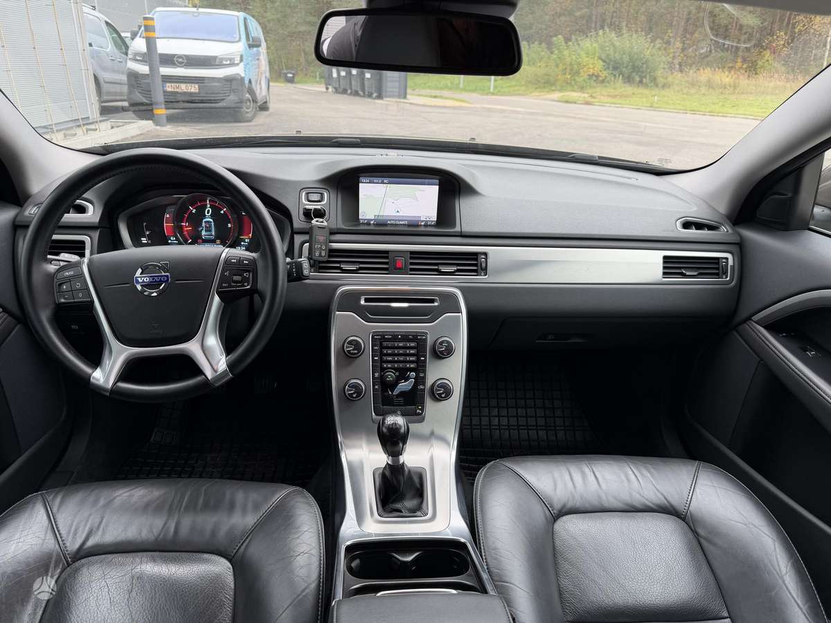 Volvo XC70, 2.0 l., Универсал