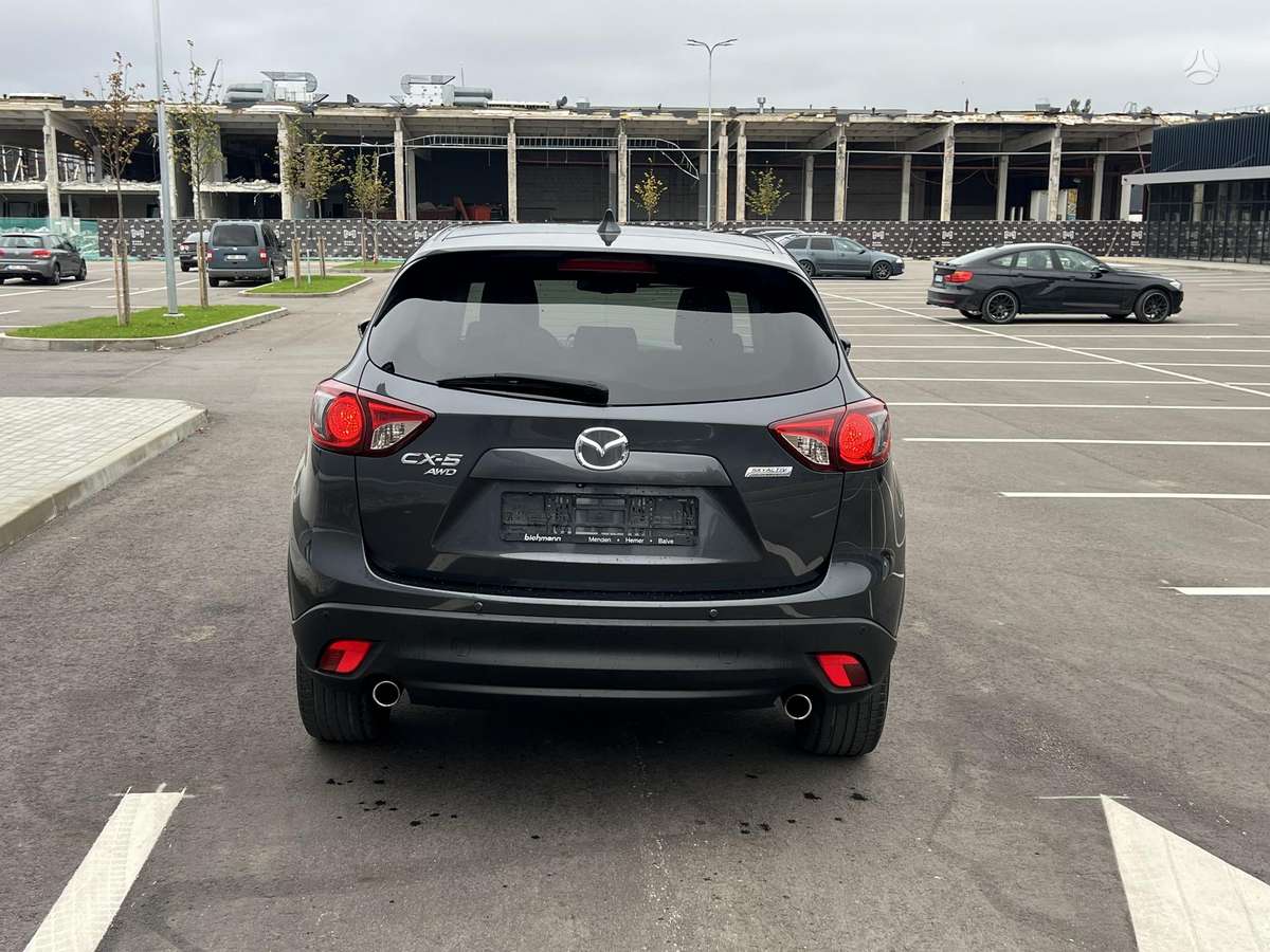 Mazda CX-5, 2.2 l., off-road / crossover