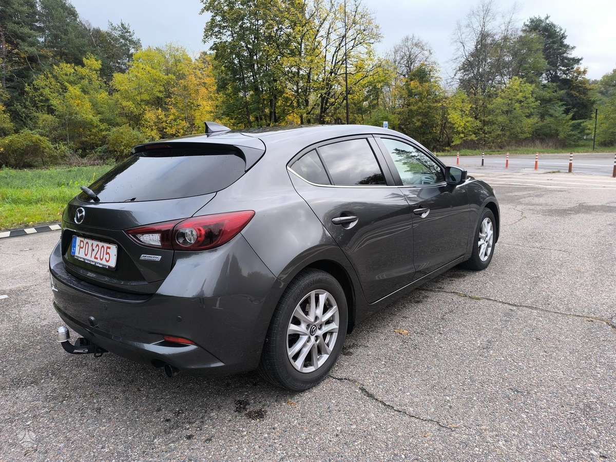 Mazda 3, 2.2 l., Хэтчбек