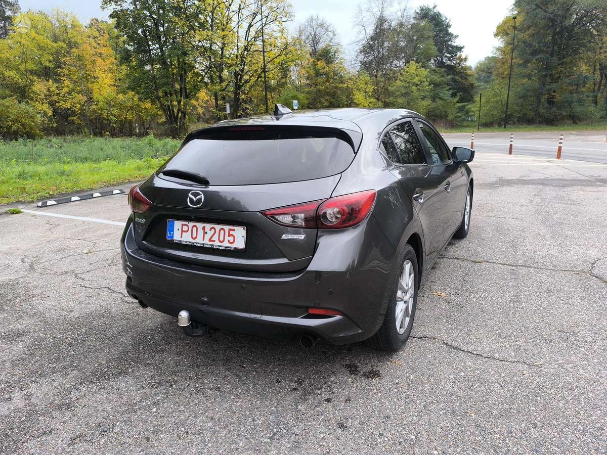Mazda 3, 2.2 l., Хэтчбек