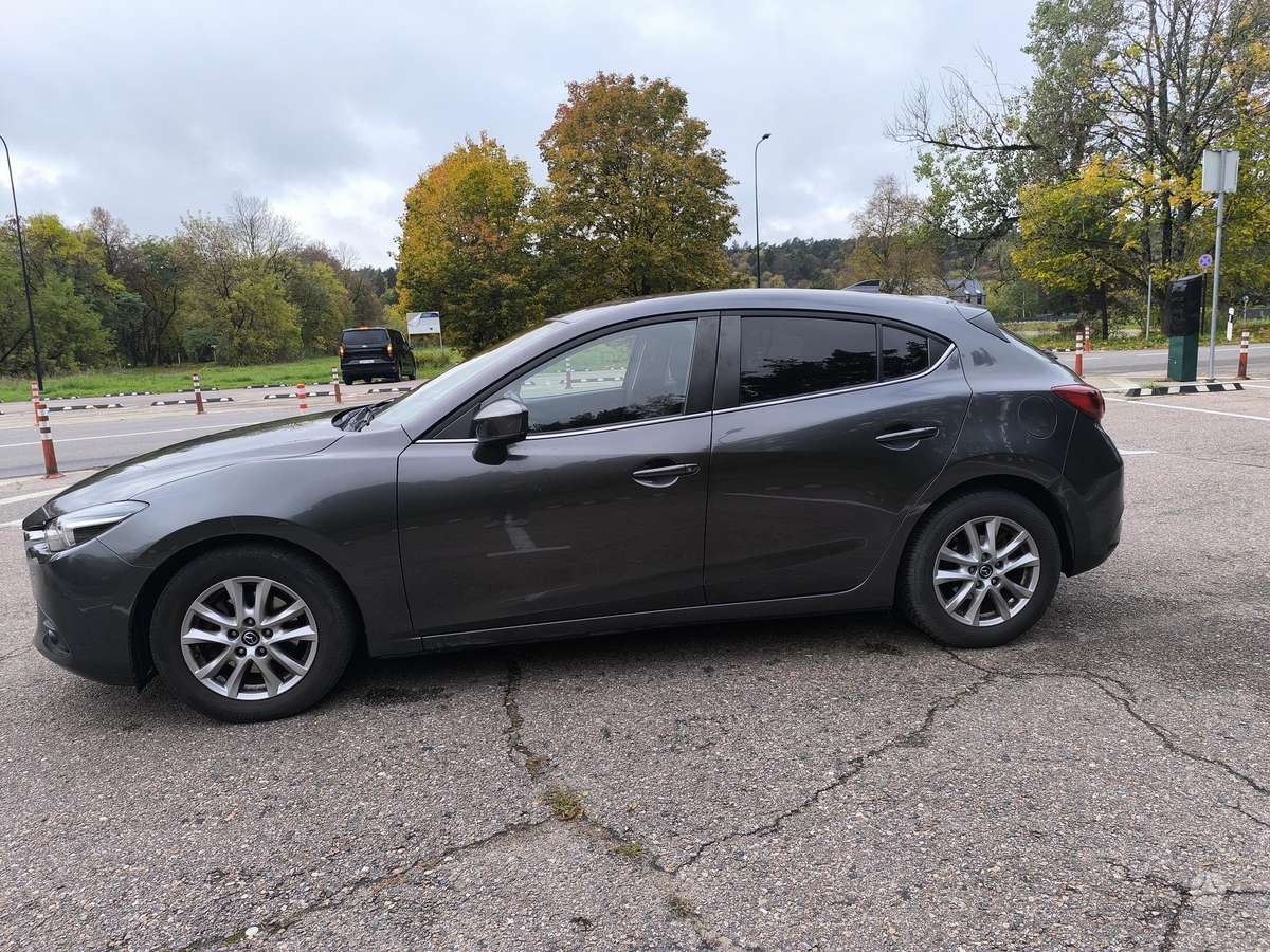 Mazda 3, 2.2 l., hatchback