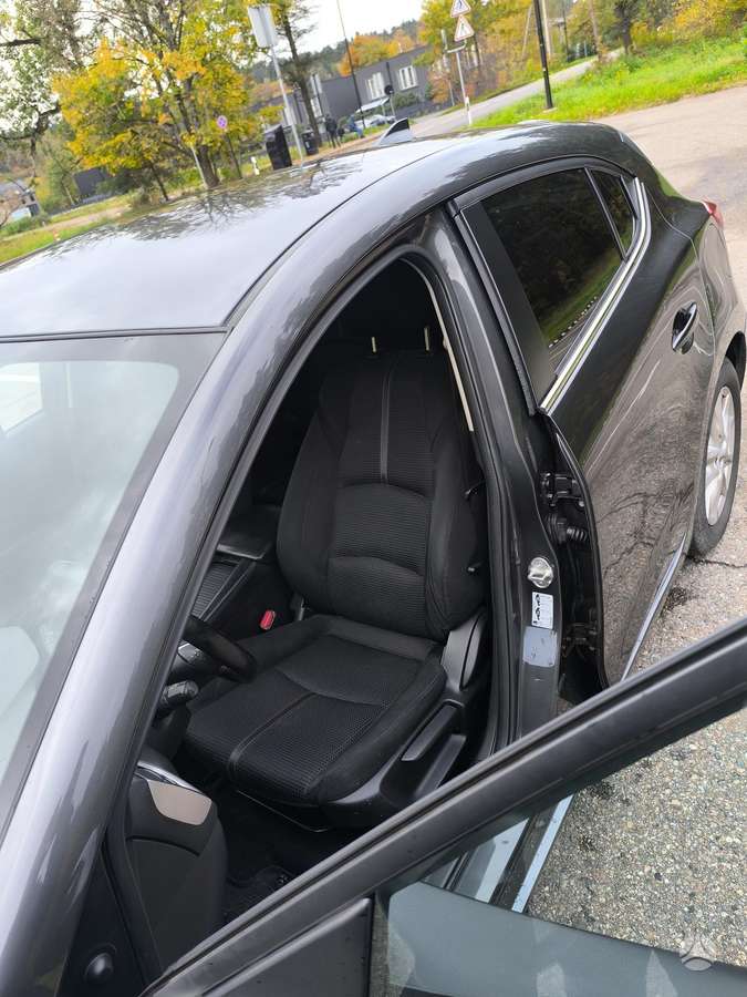 Mazda 3, 2.2 l., hatchback