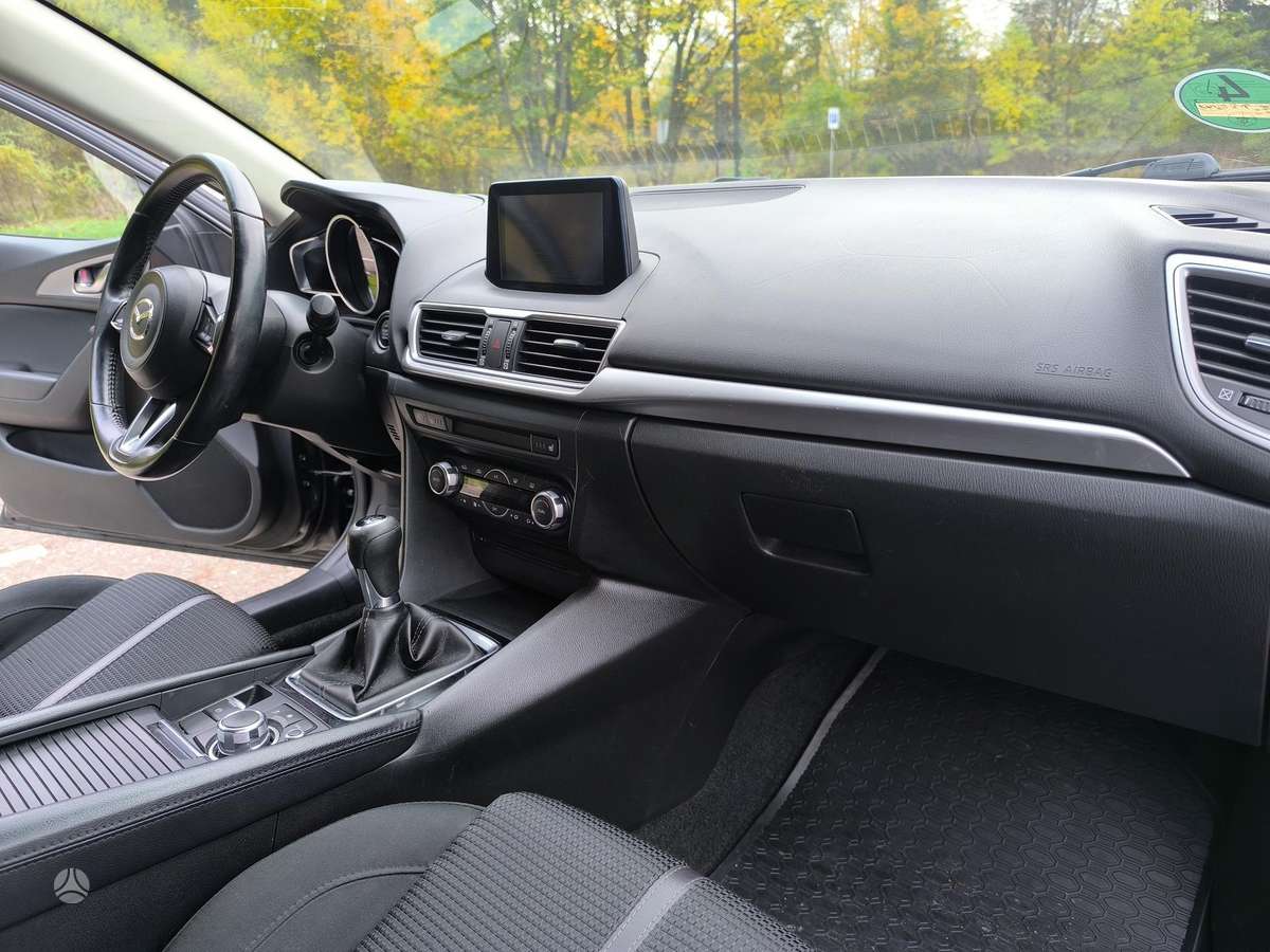 Mazda 3, 2.2 l., Хэтчбек