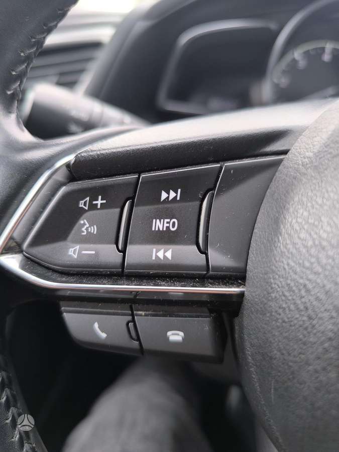 Mazda 3, 2.2 l., hatchback