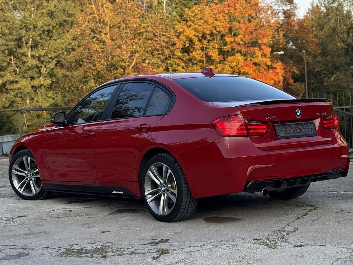 BMW 320, 2.0 l., Седан