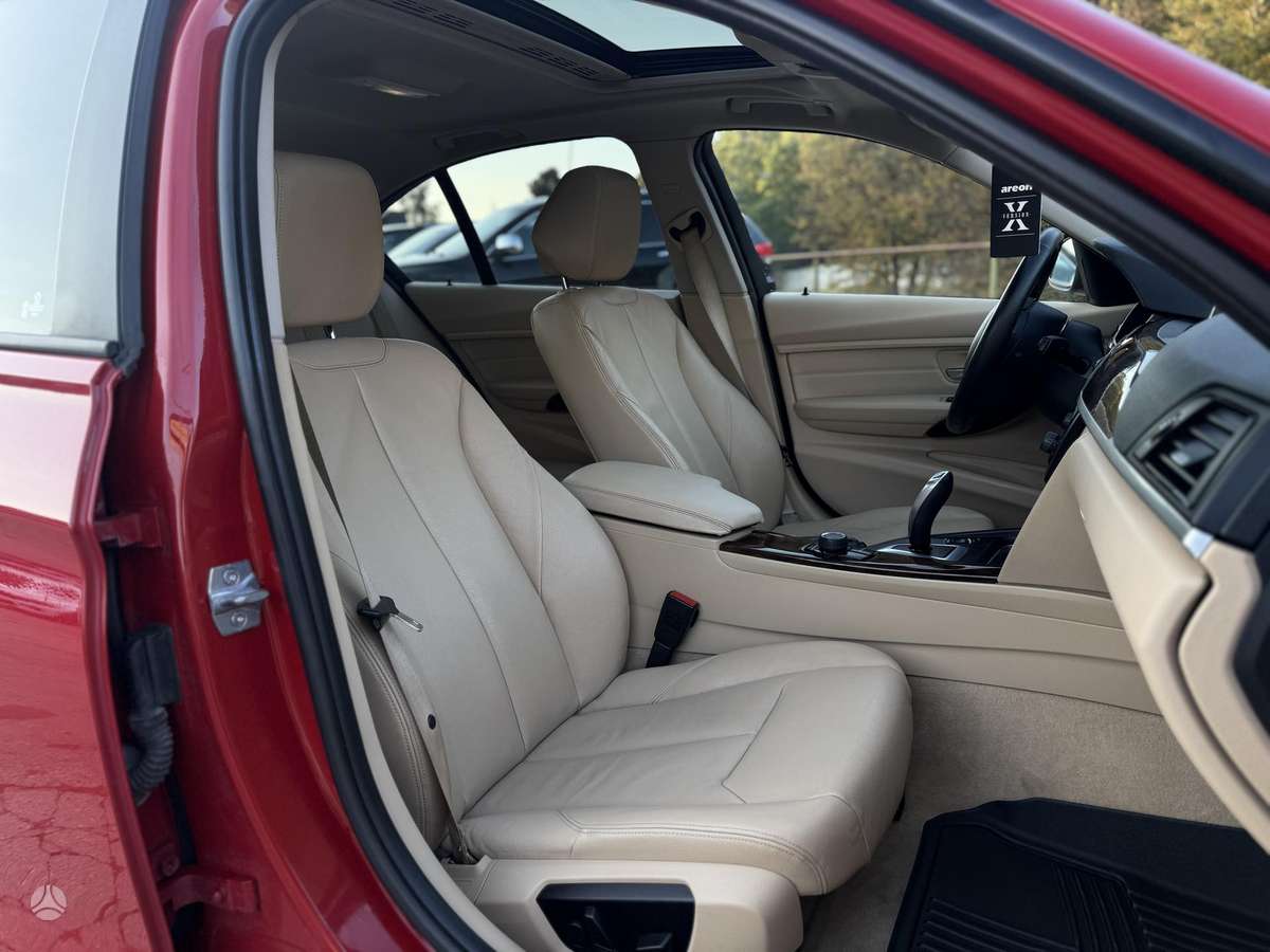 BMW 320, 2.0 l., Седан