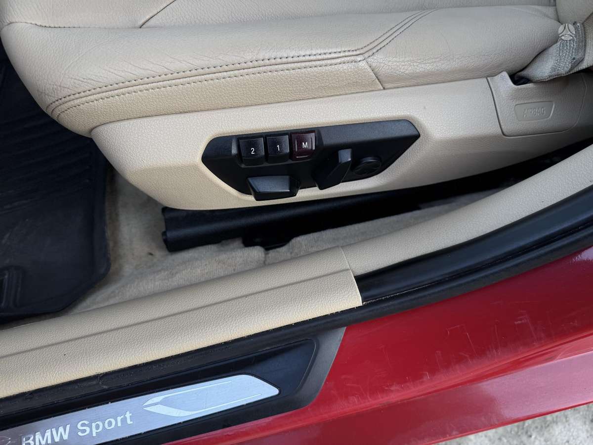 BMW 320, 2.0 l., Седан