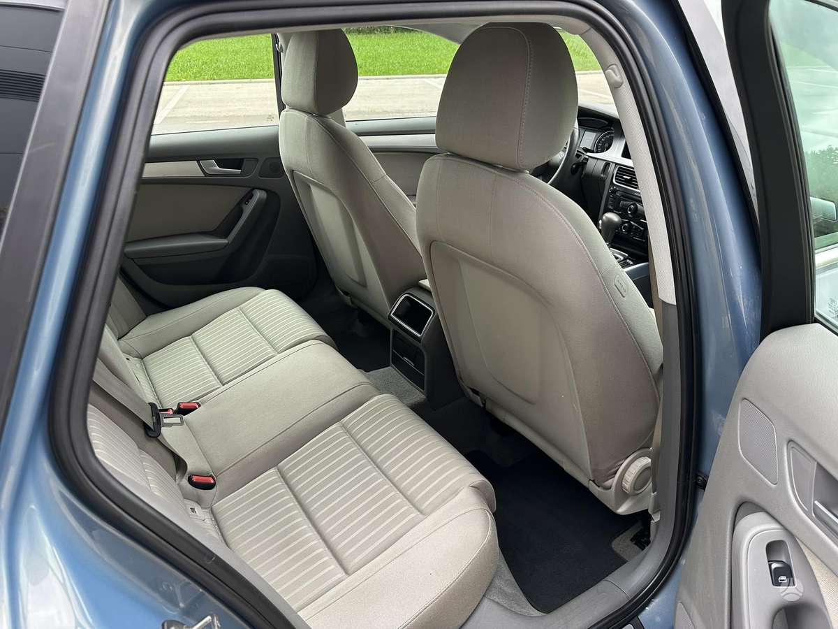 Audi A4, 1.8 l., Универсал