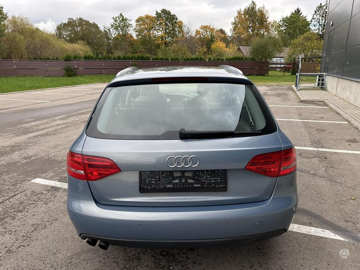 Audi A4, 1.8 l., Универсал
