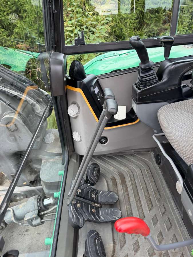 Volvo ECR88D, ekskavatori