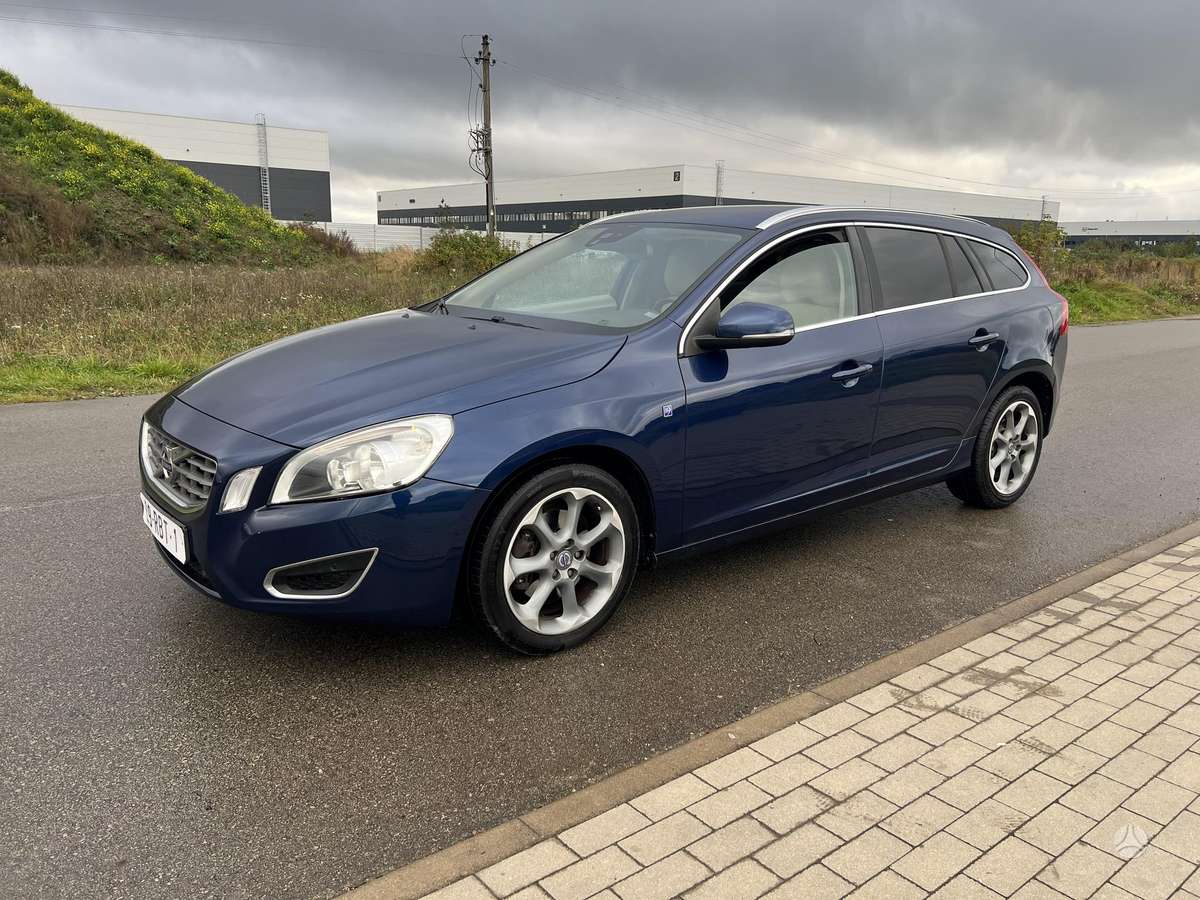 Volvo V60, 1.6 l., universalas
