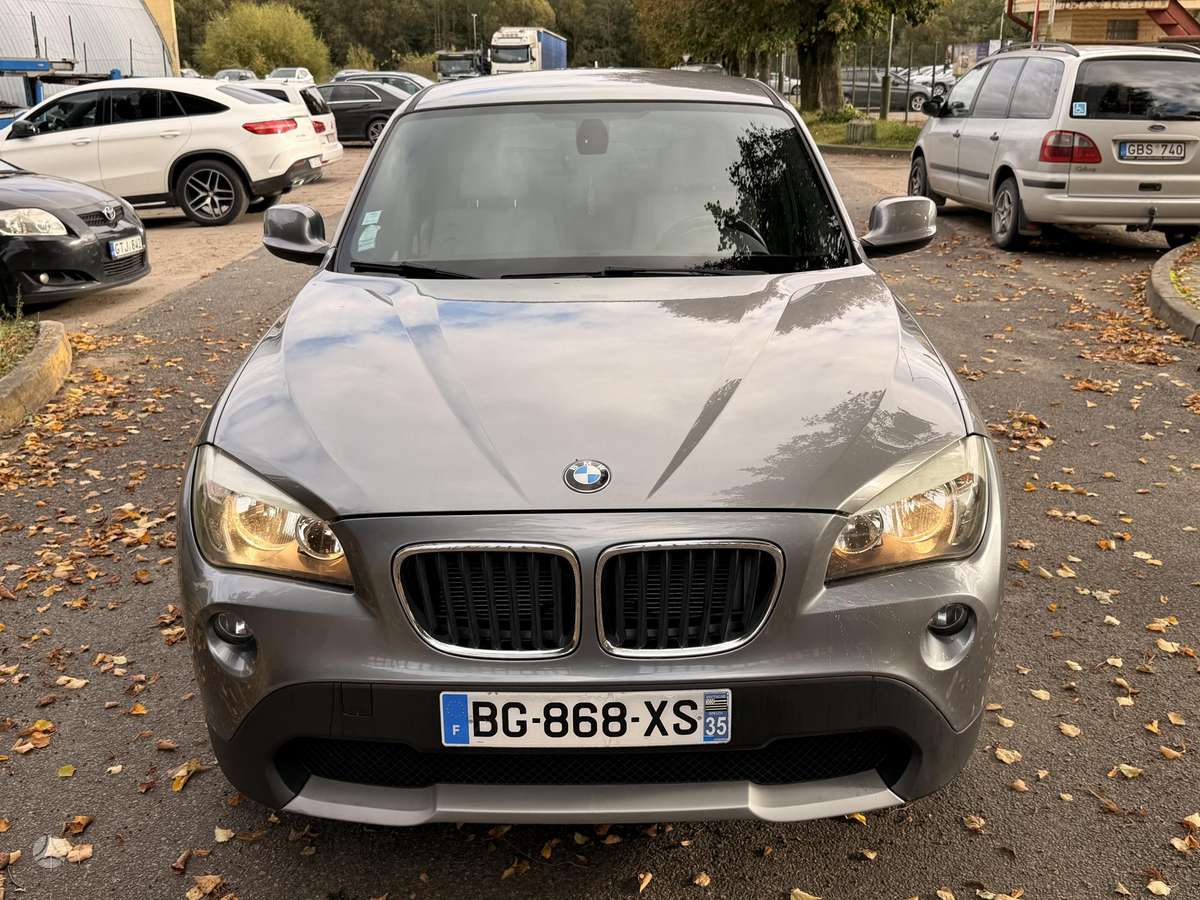 BMW X1, 2.0 l., hatchback