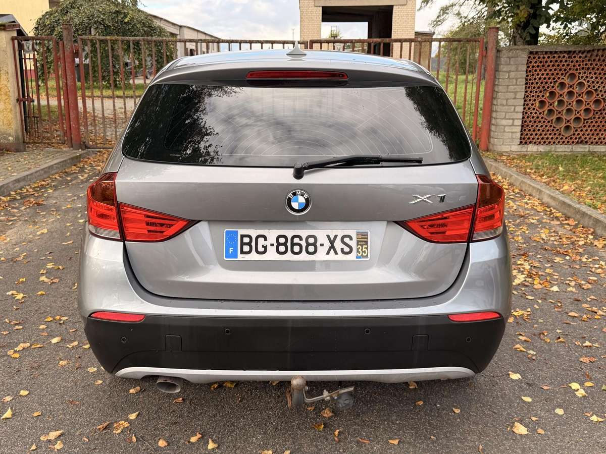 BMW X1, 2.0 l., hatchback