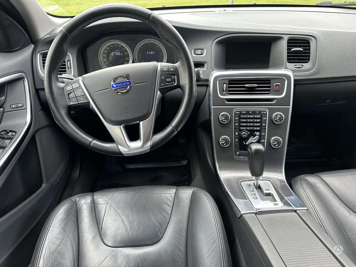 Volvo V60, 2.0 l., wagon