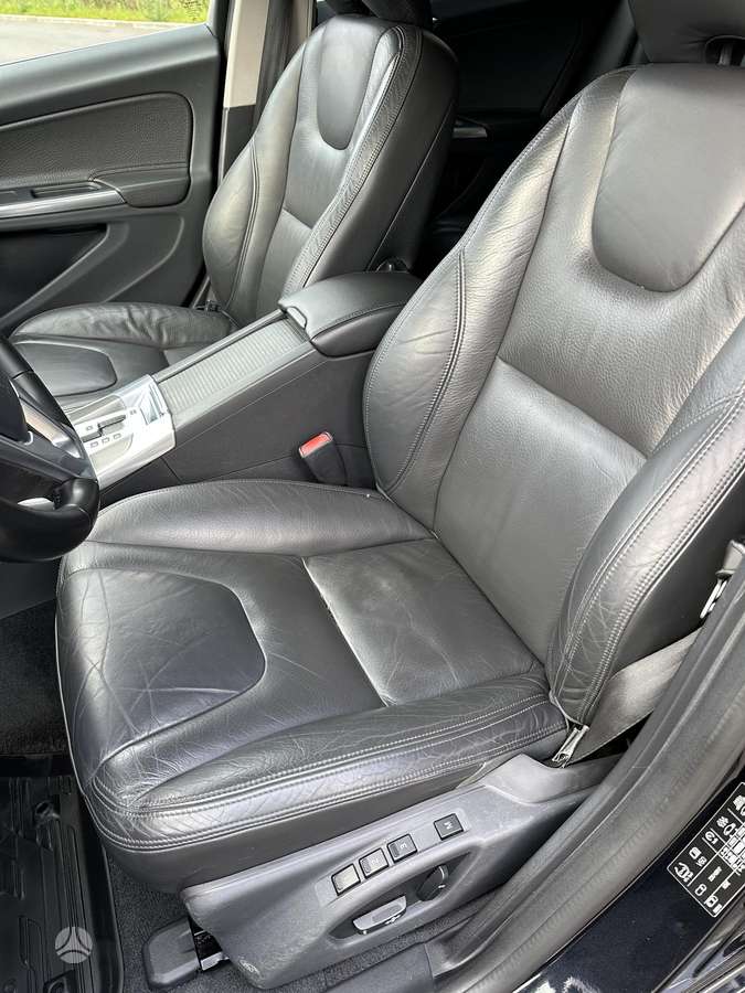 Volvo V60, 2.0 l., wagon