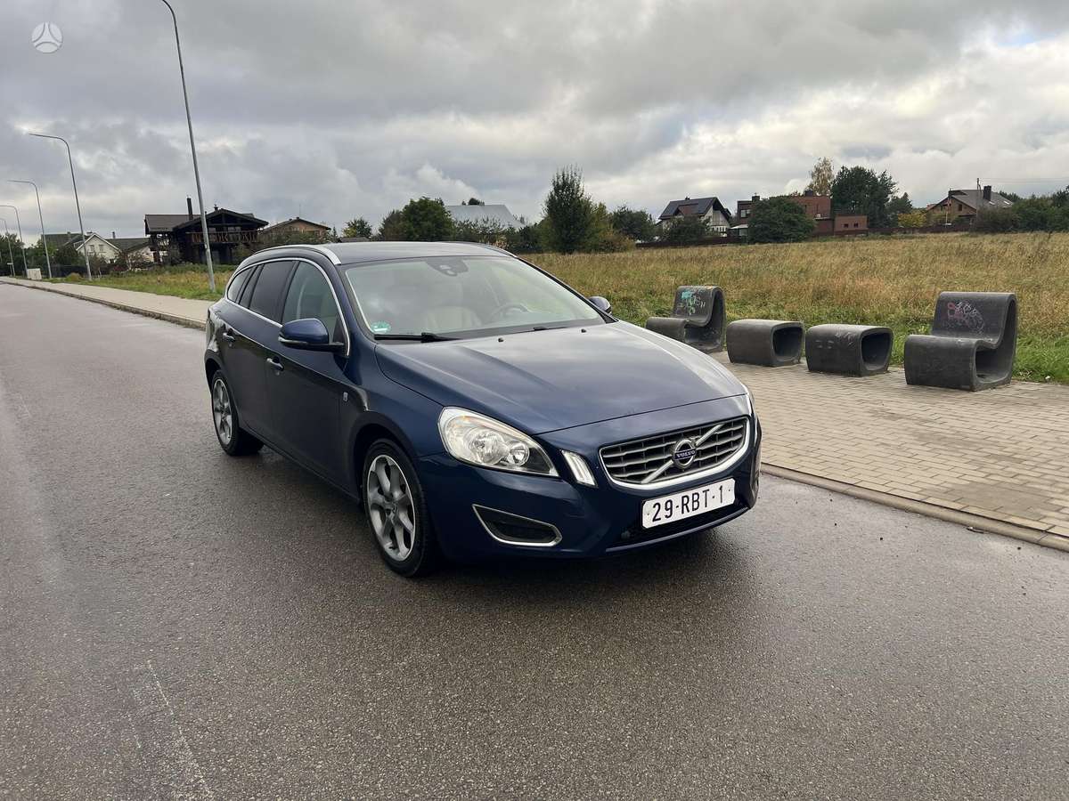 Volvo V60, 1.6 l., universalas