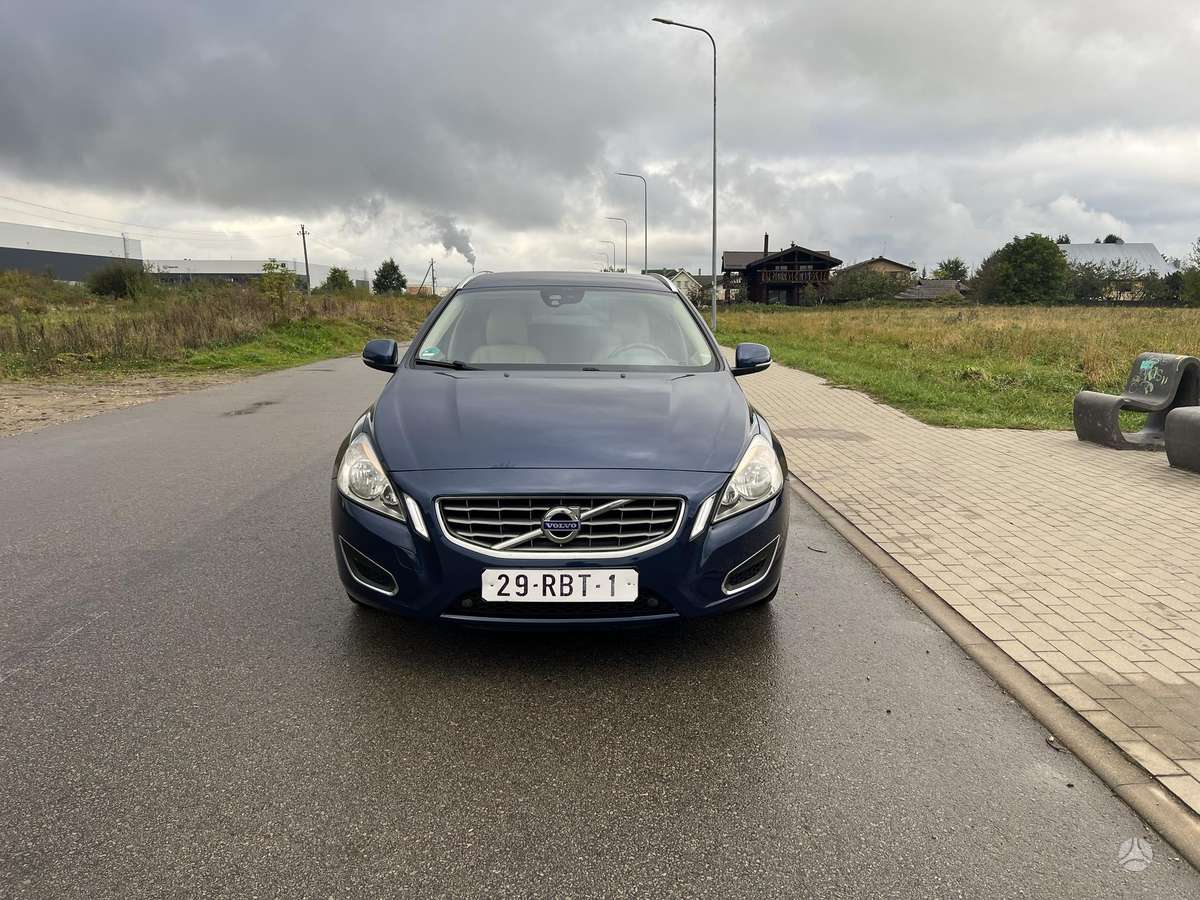 Volvo V60, 1.6 l., universalas