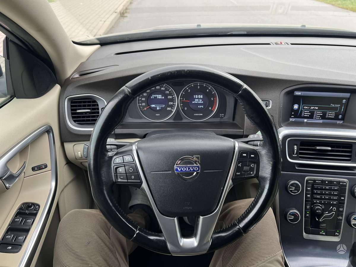 Volvo V60, 1.6 l., universalas