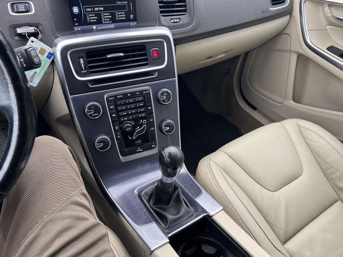 Volvo V60, 1.6 l., universalas
