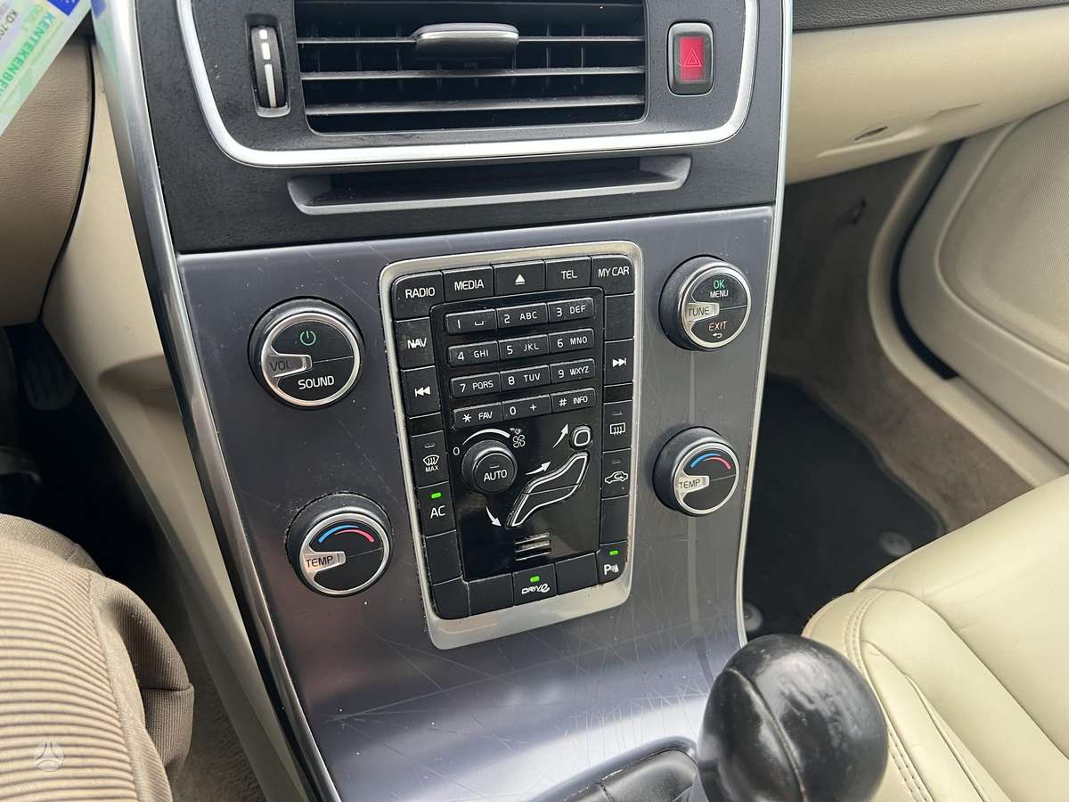 Volvo V60, 1.6 l., Универсал