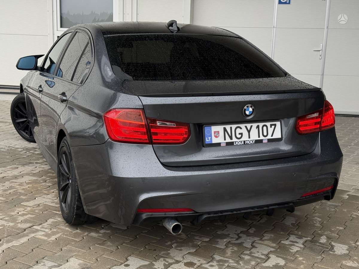 BMW 318, 2.0 l., Седан